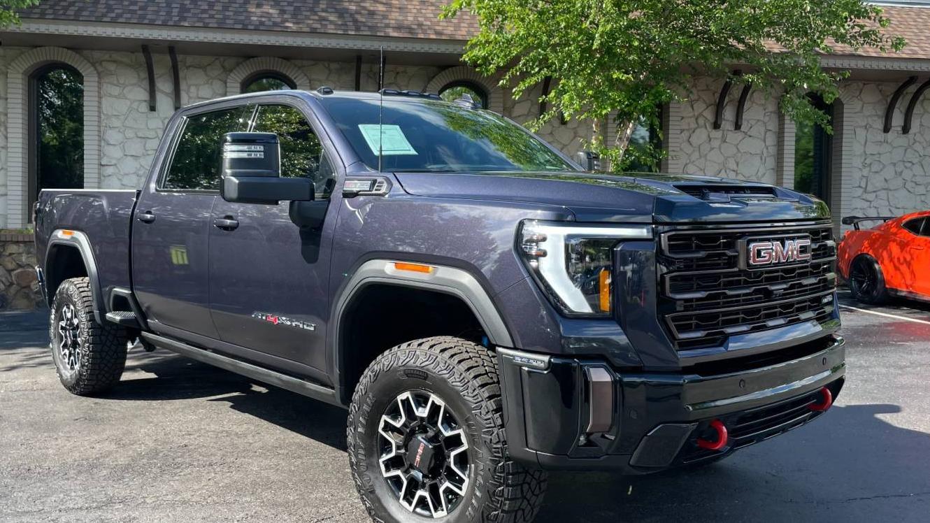 GMC SIERRA HD 2024 1GT49ZE70RF341247 image